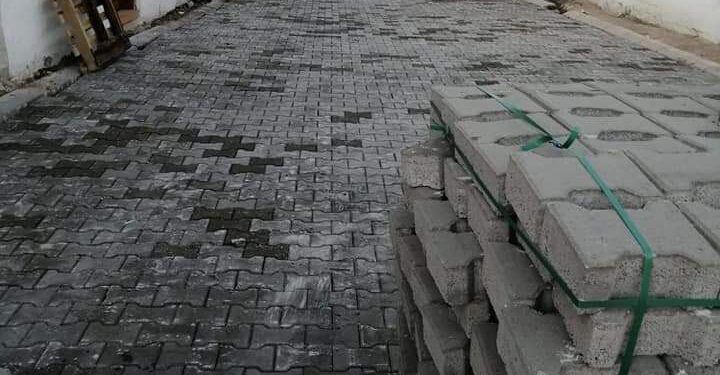 Karakeçili Çamurdan Kurtuluyor.