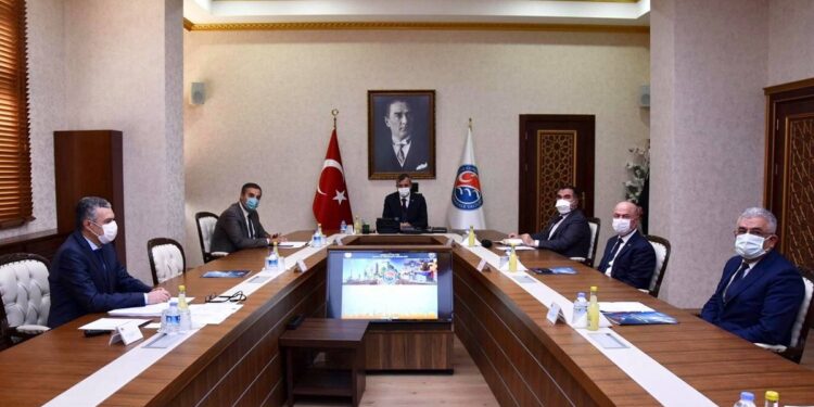 Kamu-Üniversite-Sanayi İşbirliği (KÜSİ) İl Planlama ve Geliştirme Kurulu Dönem Toplantısı Yapıldı