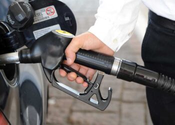 Benzin ve motorine indirim geliyor.