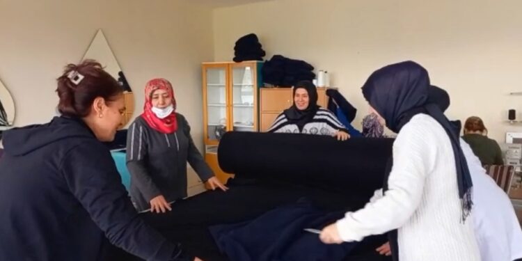 Halk eğitimi çalışanları seferber oldu