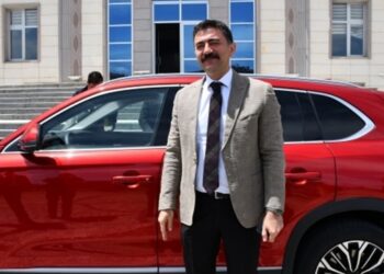 Vali Tekbıyıkoğlu, “Unutulmaz anılar ve kadim dostluklar edindim.”