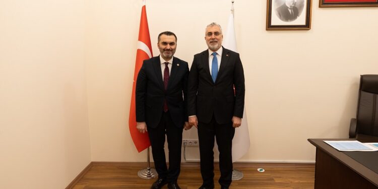 Kaplan Emeklileri Unutmadı.